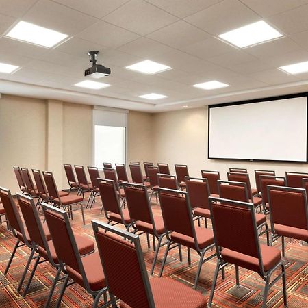 Home2 Suites By Hilton Milwaukee Brookfield Waukesha Ngoại thất bức ảnh